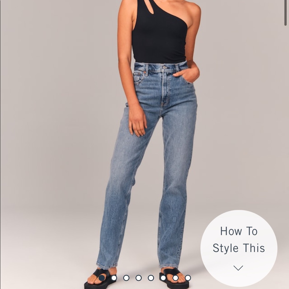 Curve Love 90s Ultra High Rise Straight Jeans Abercrombie